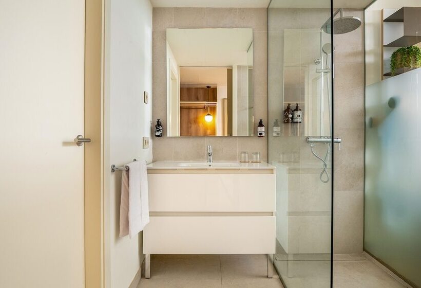 سوییت جونیور, Innside By Meliá Calviá Beach