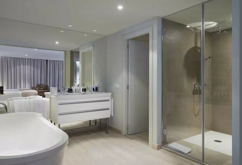 اتاق استاندارد با چشم‌انداز, Innside By Meliá Calviá Beach
