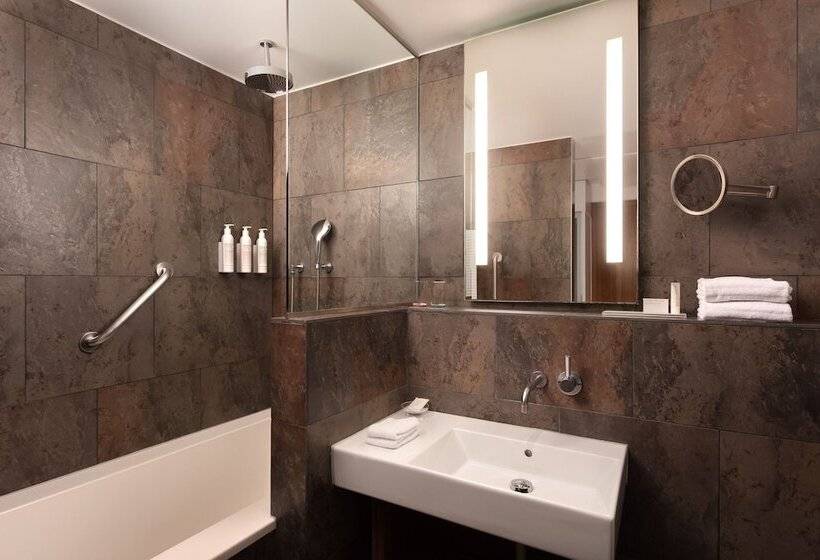 Номер Deluxe, Le Méridien Barcelona