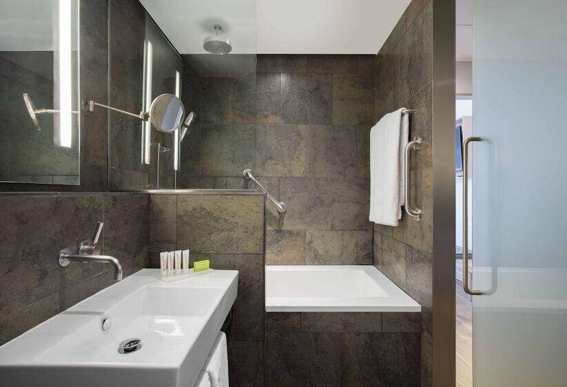 اتاق لوکس, Le Méridien Barcelona