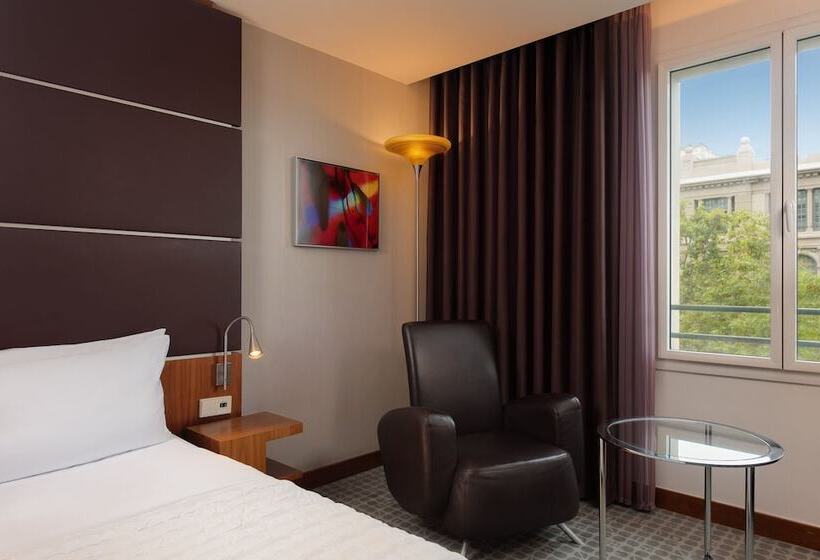 Номер Deluxe, Le Méridien Barcelona