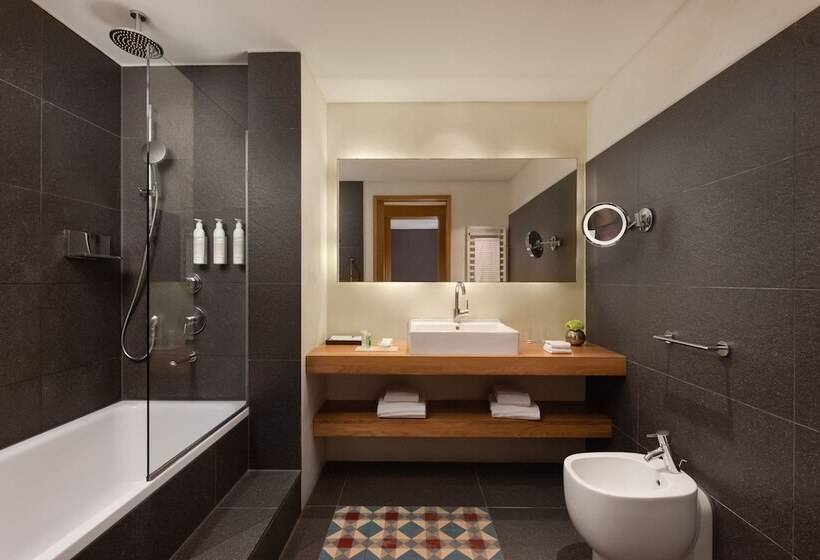 سوییت جونیور, Le Méridien Barcelona