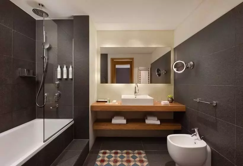 سوییت جونیور, Le Méridien Barcelona