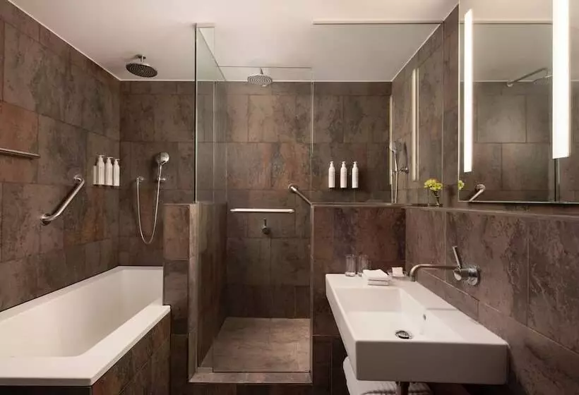 سوییت خانوادگی, Le Méridien Barcelona