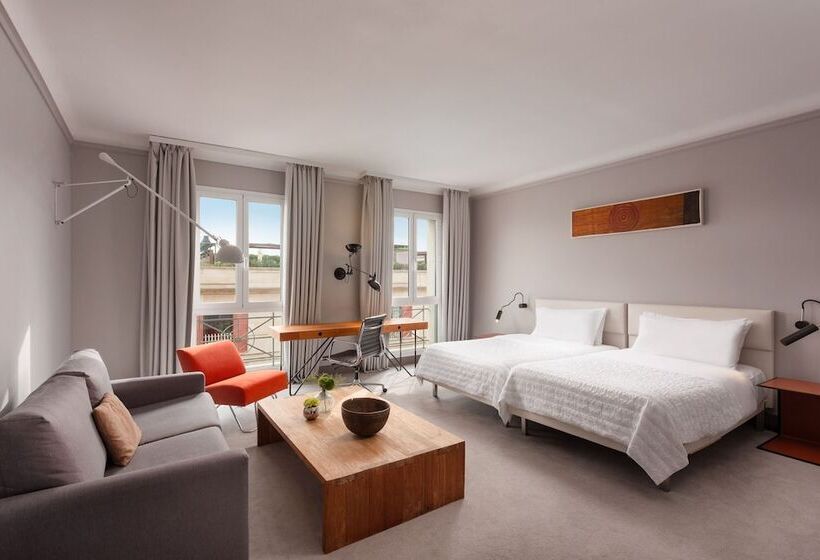 سوییت جونیور, Le Méridien Barcelona