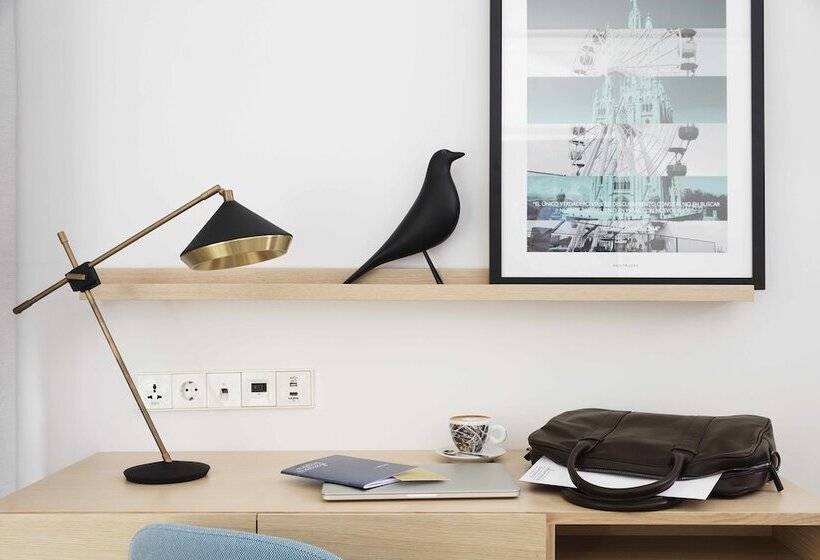 اتاق پرمیوم, Le Méridien Barcelona