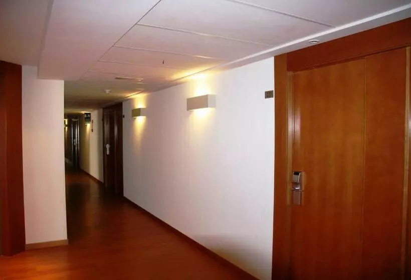 Standardzimmer, Los Robles