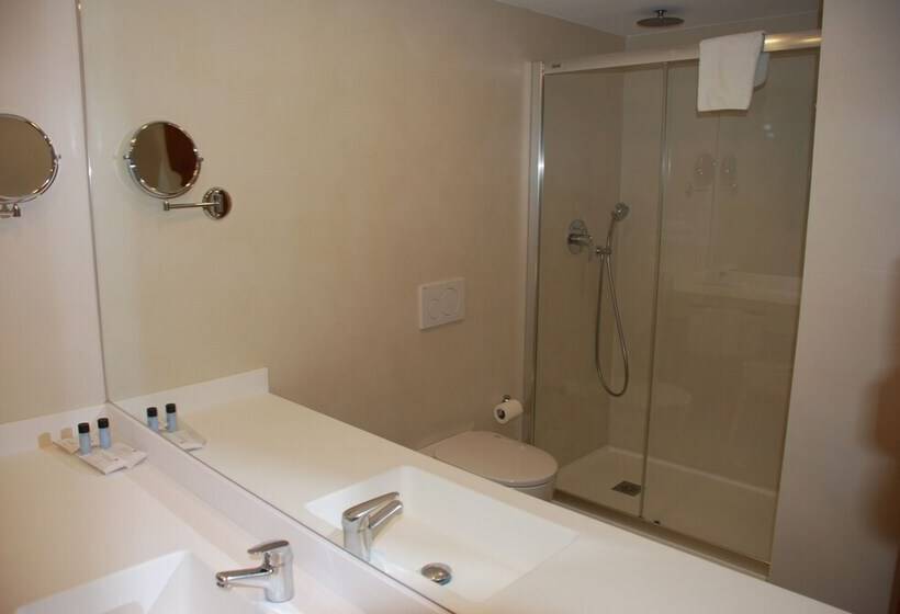 スタンダードルーム, Los Robles