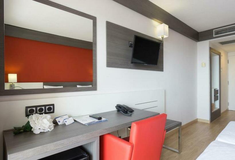 스탠다드 룸 풀장 전망, Medplaya Hotel Santa Monica