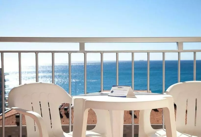 اتاق استاندارد با تراس و چشم‌انداز دریا, Medplaya Hotel Santa Monica