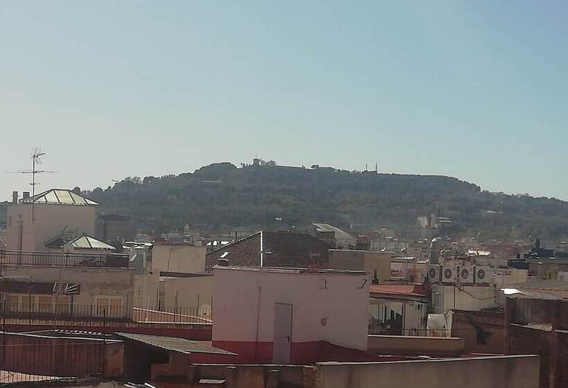 Номер Стандарт Вид на Горы, Monegal