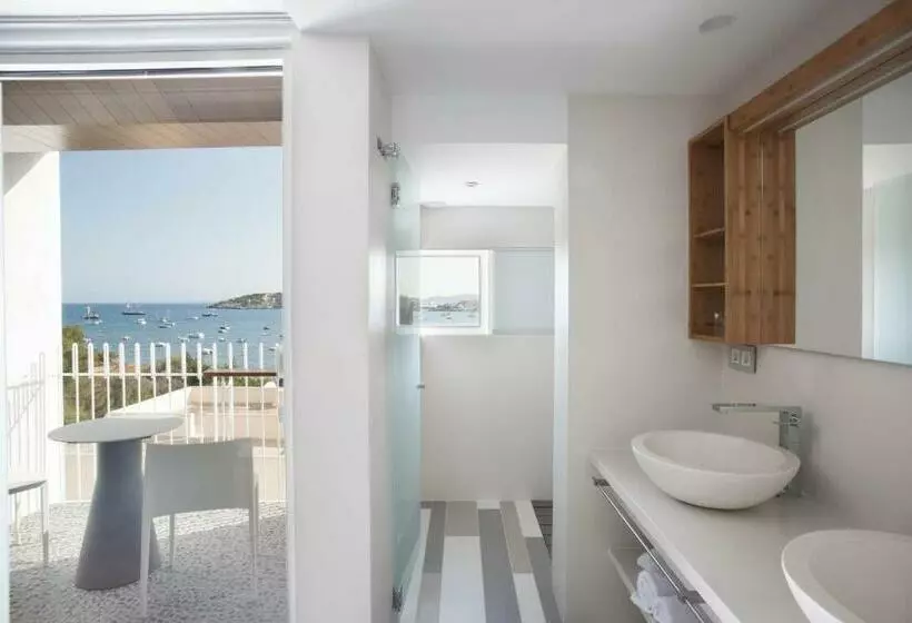 اتاق لوکس با چشمانداز دریا, Ocean Drive Talamanca