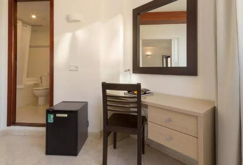 اتاق خانوادگی, Orosol By Typic Hotels