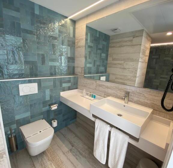 Полулюкс, Orosol By Typic Hotels