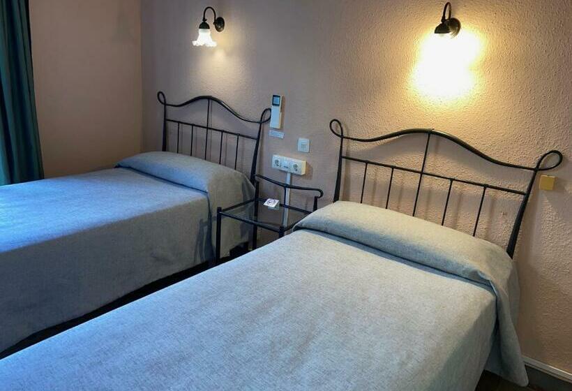 Habitación Estándar, Peninsular