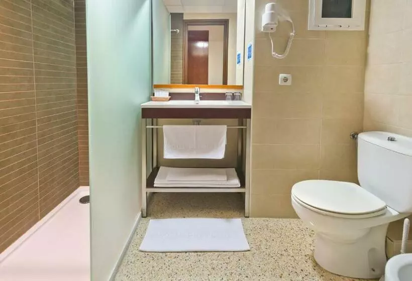 Standardzimmer mit Poolblick, President
