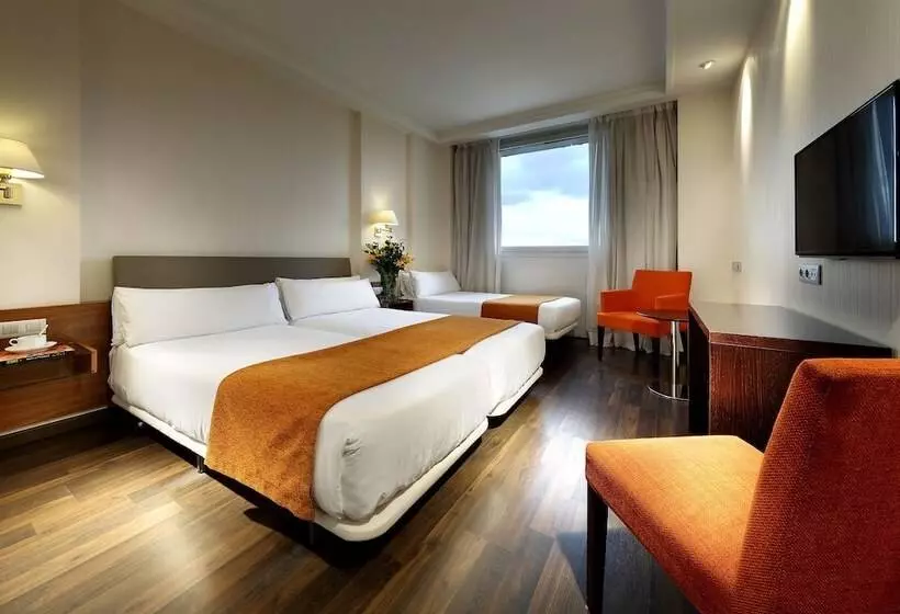 スタンダードトリプルルーム, B&b Hotel Burgos