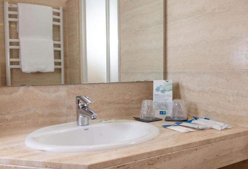 Четырехместный Номер Стандарт, Rvhotels Broquetas Spa Termal