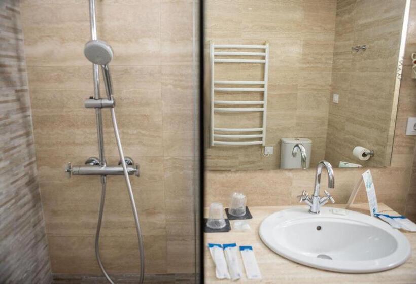 Четырехместный Номер Superior, Rvhotels Broquetas Spa Termal