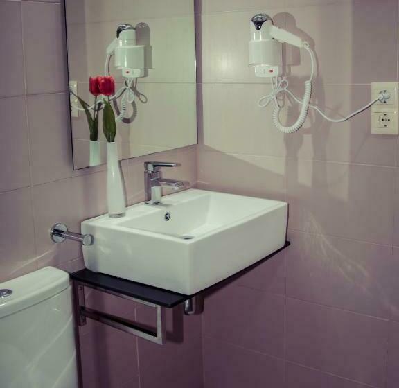 스탠다드 트리플 룸, Safari