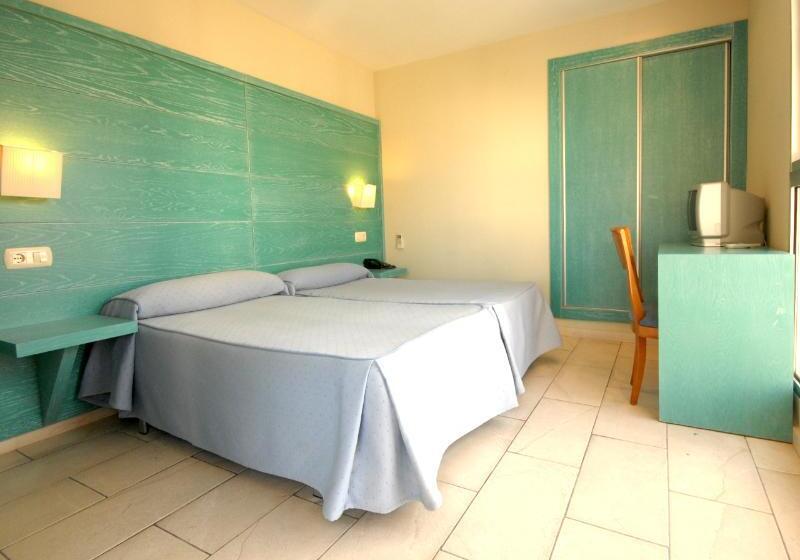 스탠다드 룸, Safari