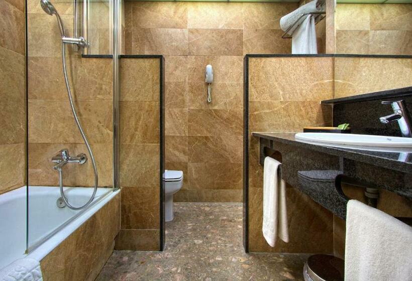 Полулюкс, Silken Ramblas