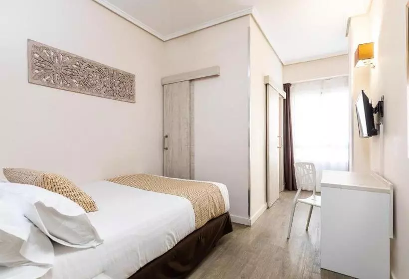 اتاق استاندارد یک نفره, Sweet Hotel Continental