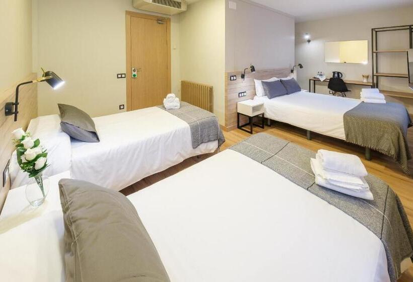 חדר קלאסי לארבעה, Torres Manlleu