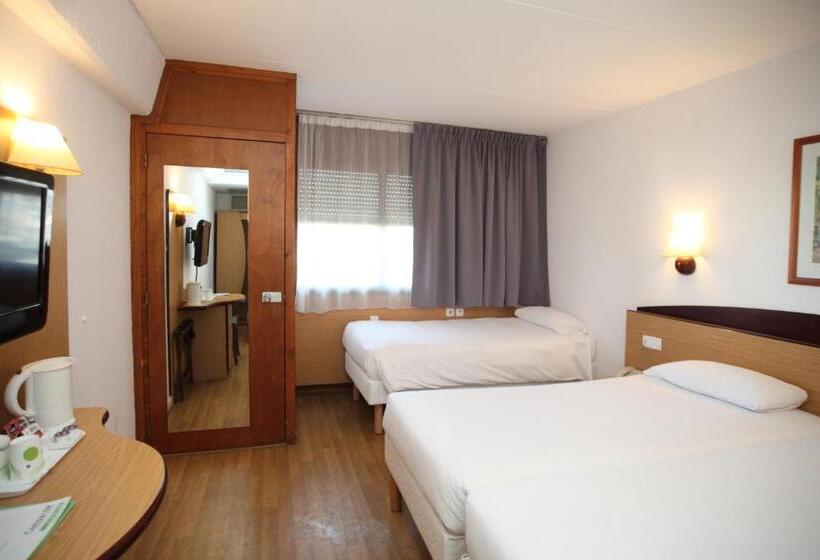Номер Стандарт, Travelodge Barcelona del Vallès