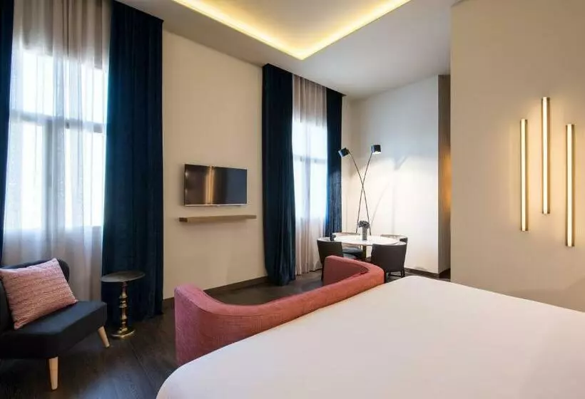 Deluxe-huone, Vincci Mae