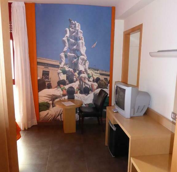 חדר סטנדרט לשלושה, Pere Iii El Gran