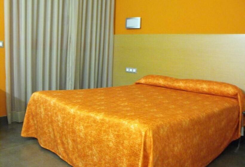 חדר סטנדרט לארבעה, Pere Iii El Gran