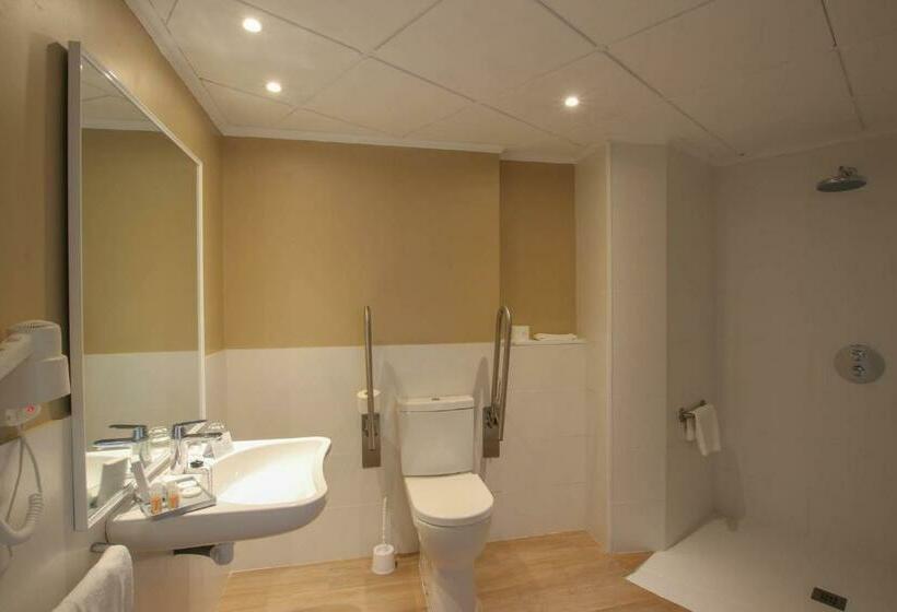 חדר אקונומי, Valentin Son Bou