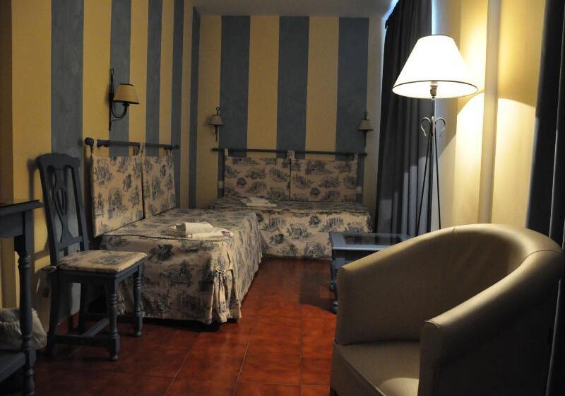 חדר סטנדרט לשלושה, Crisol Chiclana