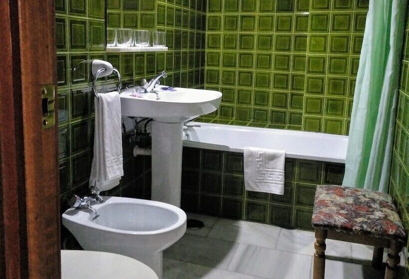 Habitació Estàndard, Albucasis