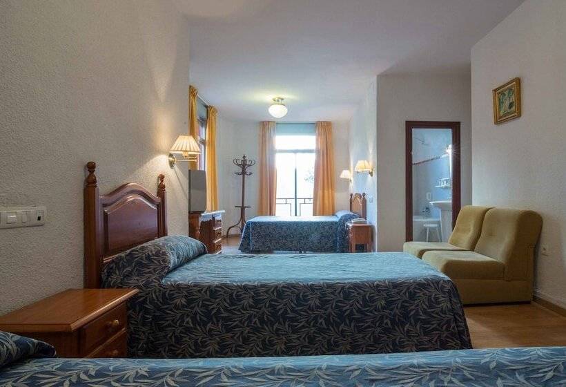 Quarto Triplo Estandar, Andalucia