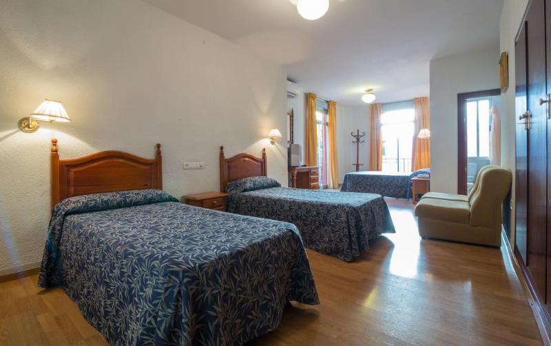 Номер Стандарт Трехместный, Andalucia