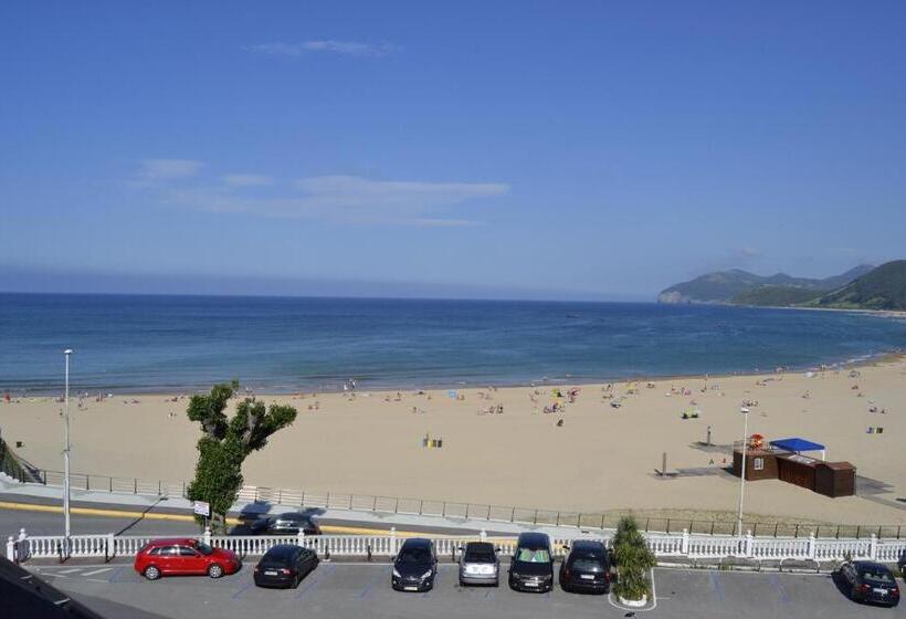 اتاق استاندارد, Arillo