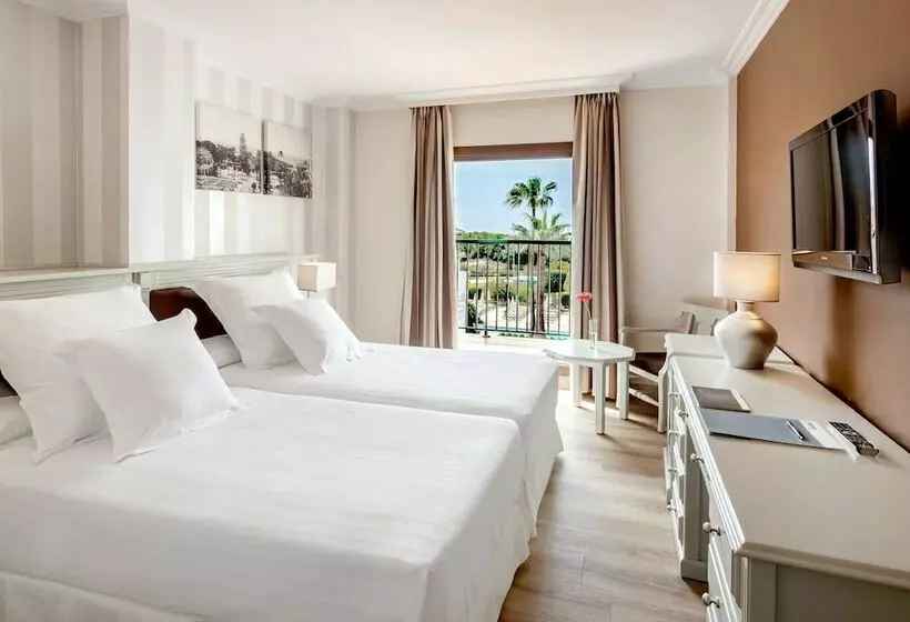 اتاق استاندارد با چشمانداز استخر, Barcelo Isla Canela
