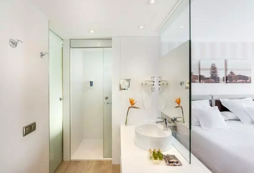 اتاق لوکس با چشمانداز دریا, Barcelo Isla Canela