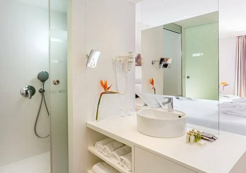 디럭스 룸 측면 바다 전망, Barcelo Isla Canela