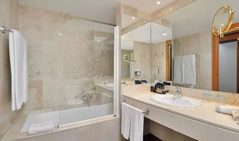 سوییت جونیور, Best Western Premier Cmc Girona