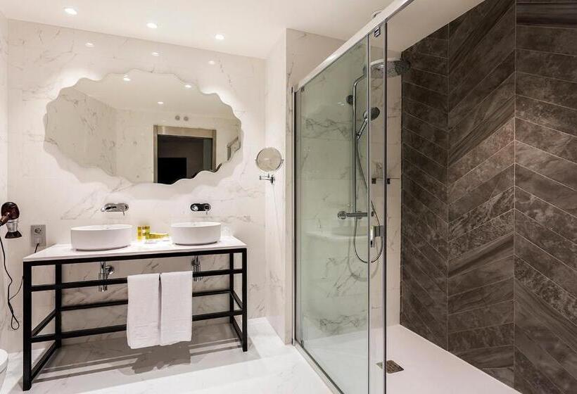 전망 주니어 스위트, Eurostars Puerta Real