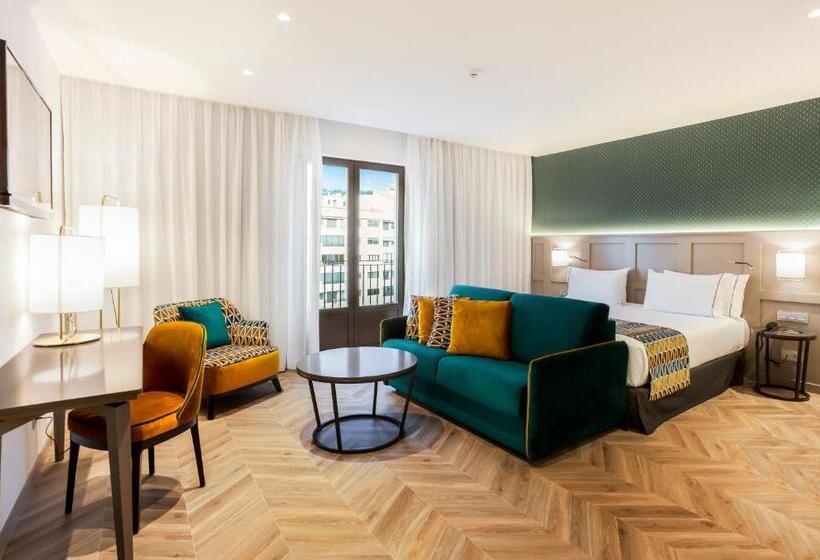 전망 주니어 스위트, Eurostars Puerta Real