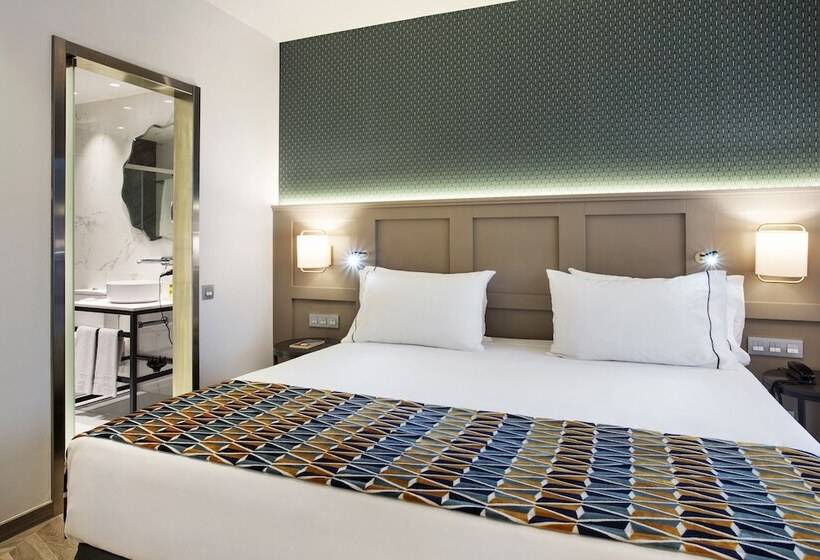 Номер Стандарт, Eurostars Puerta Real