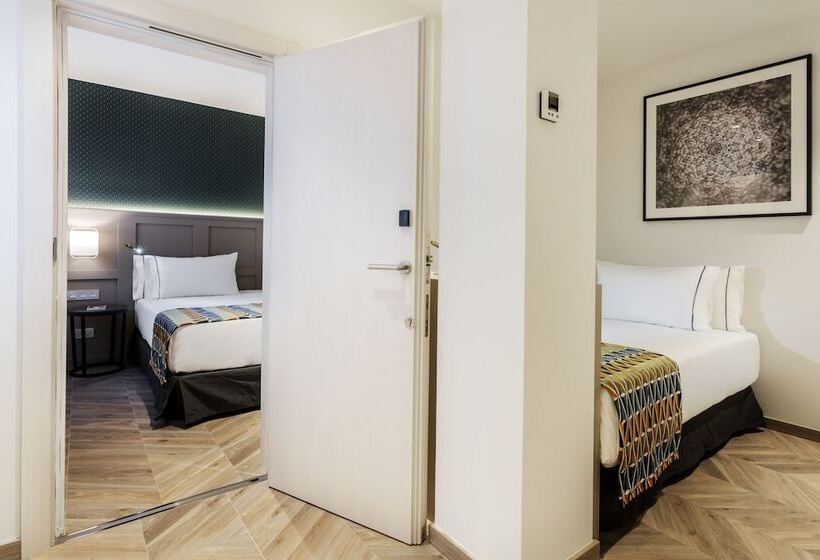 패밀리 룸, Eurostars Puerta Real