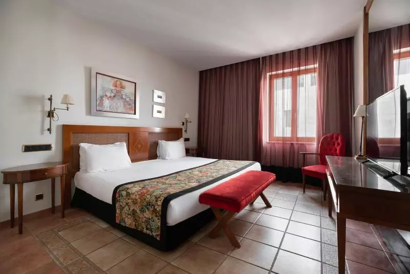 Junior Suite, Dorma Alfonso Viii
