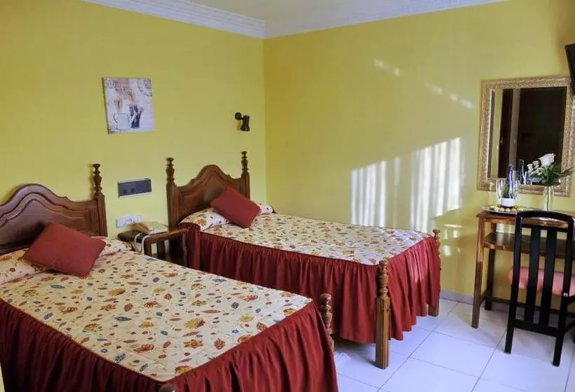 Habitació Estàndard, Garcas