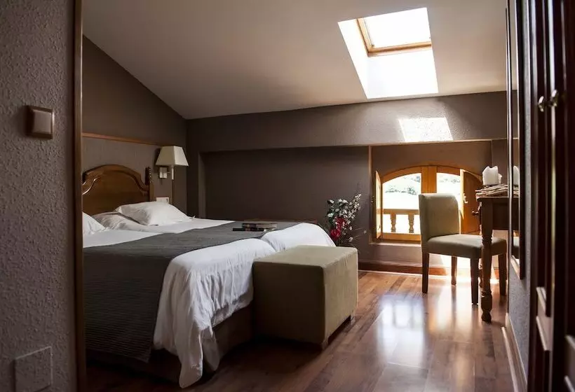 Habitación Estàndard Individual, Infantado