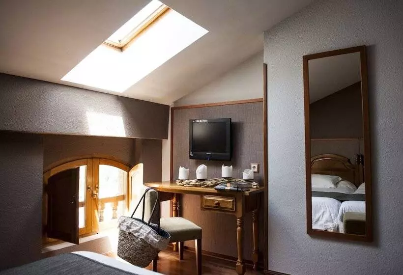 Habitación Estàndard Individual, Infantado